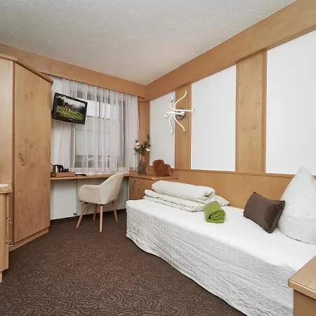 Felsenstueberl Guest house 3*