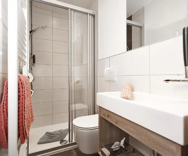 Felsenstueberl 3* 솔덴