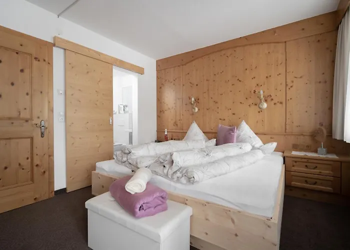 Felsenstueberl Guest house Solden