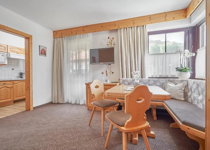 Felsenstueberl Guest house Solden