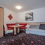 Guest house Felsenstueberl 3*